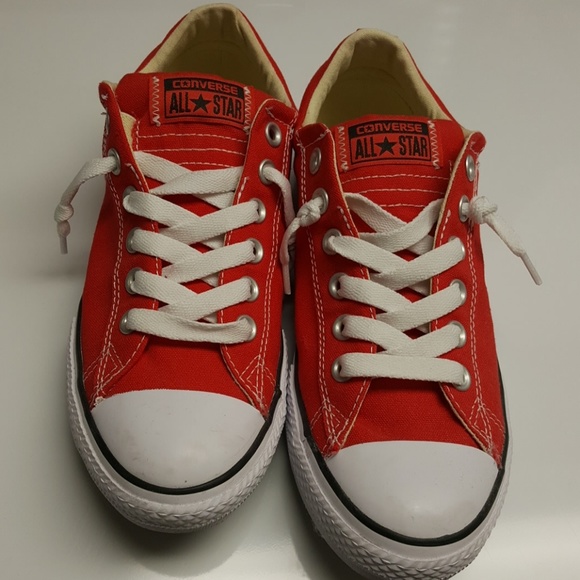 Red Converse All Stars Low Top Chucks - Picture 1 of 6